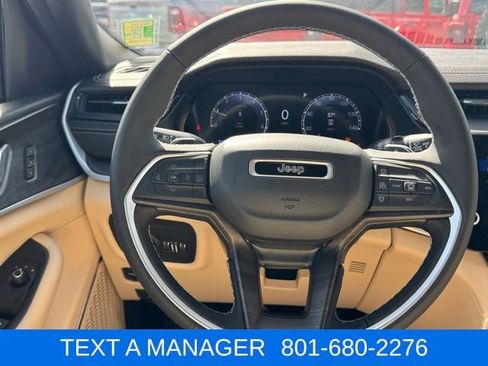 New 2026 Jeep Grand Cherokee Limited w/ Limited Altitude Package AWD/4WD image 13