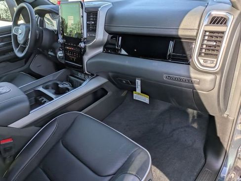 New 2026 RAM 1500 Laramie AWD/4WD image 31