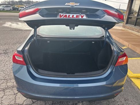 Used 2025 Chevrolet Malibu LT image 7