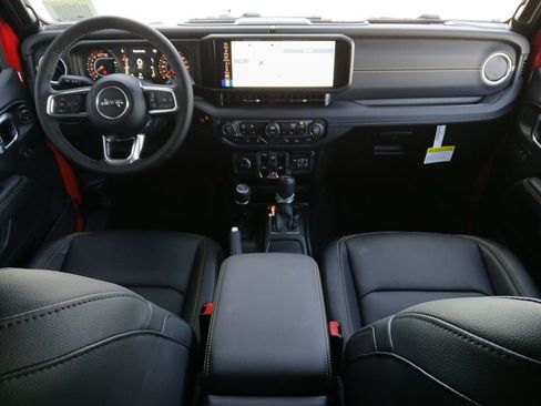 New 2026 Jeep Wrangler Unlimited Sahara AWD/4WD image 20