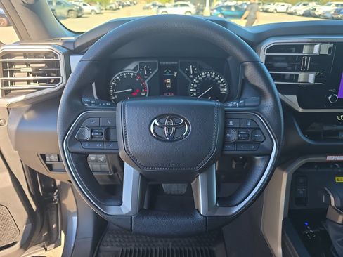 Used 2026 Toyota Tundra SR5 w/ SR5 Convenience Package AWD/4WD image 13