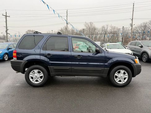 Used 2003 Ford Escape XLT image 9