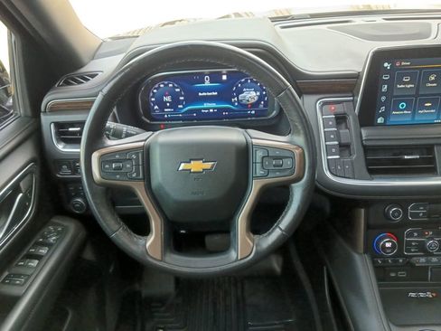 Used 2023 Chevrolet Tahoe High Country w/ Premium Package 2 AWD/4WD image 20