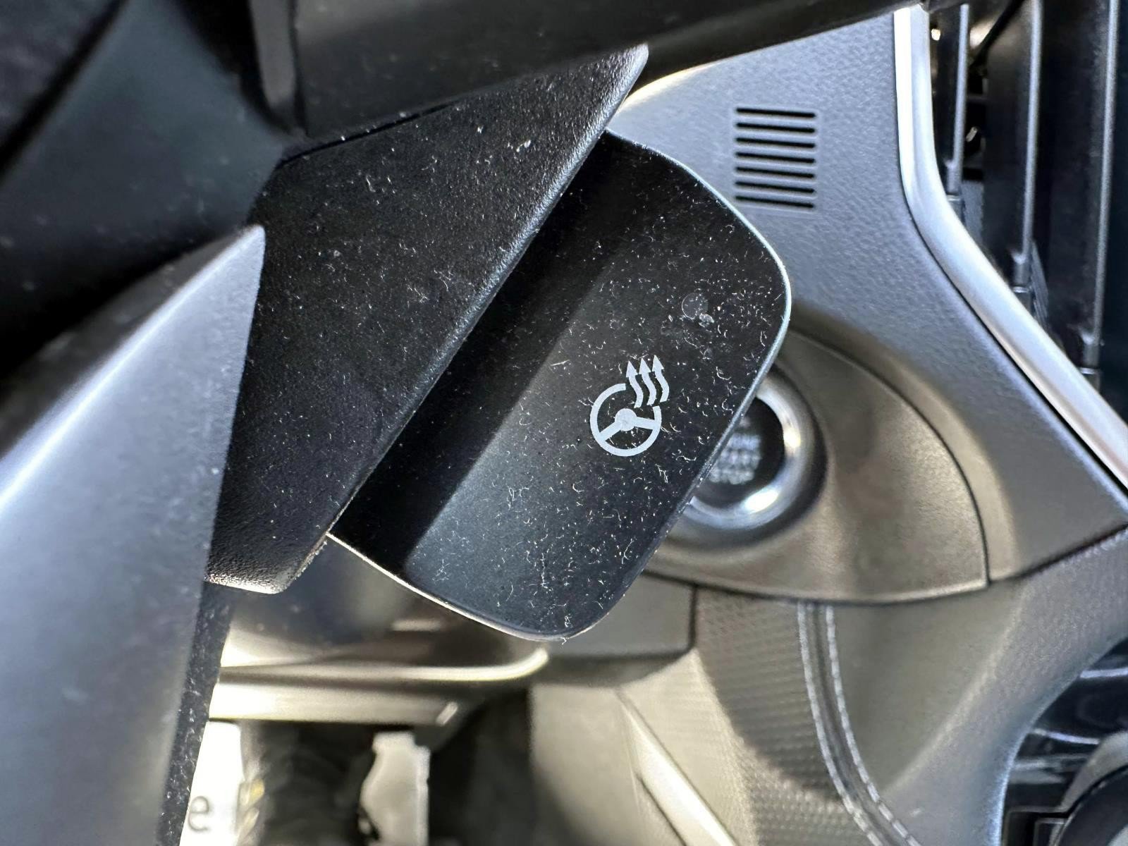Used 2022 Subaru Forester Limited AWD/4WD image 19