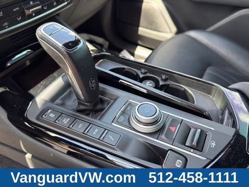 Used 2022 Maserati Levante GT AWD/4WD image 16
