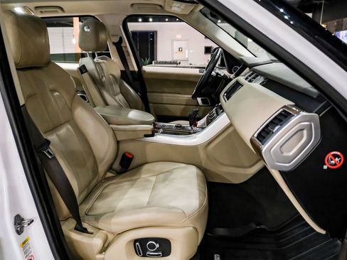 Used 2016 Land Rover Range Rover Sport Supercharged image 32