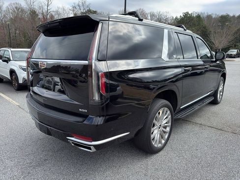 Used 2024 Cadillac Escalade ESV Premium Luxury image 5