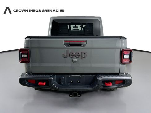 Used 2021 Jeep Gladiator Rubicon AWD/4WD image 6