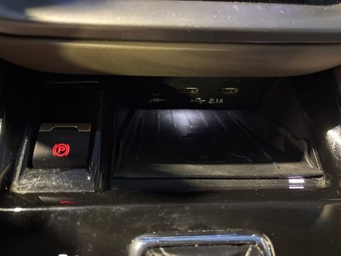 Used 2021 Subaru Outback Limited image 20