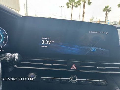 Certified 2023 Hyundai Elantra Limited w/ Cargo Package FWD image 4