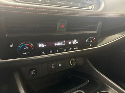 Used 2026 Nissan Rogue SV AWD/4WD image 27