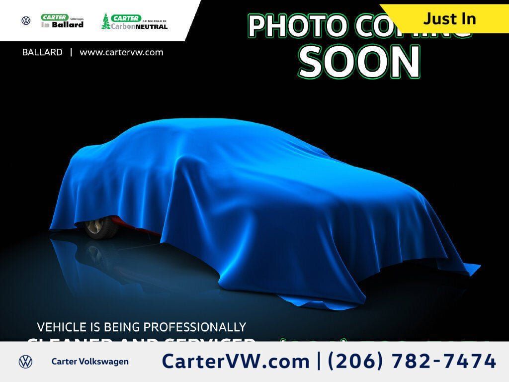 Used 2016 Volkswagen Golf S FWD image 1