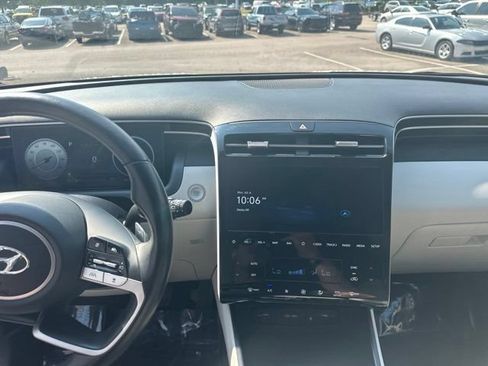 Used 2023 Hyundai Tucson Limited AWD/4WD image 24