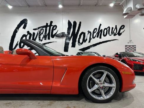 Used 2012 Chevrolet Corvette Convertible w/ 3LT Preferred Equipment Group RWD image 5
