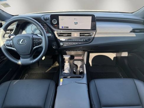 Used 2025 Lexus ES 350 w/ Premium Package FWD image 12