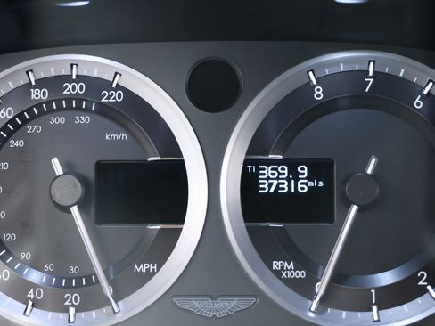 Used 2015 Aston Martin Rapide S RWD image 31