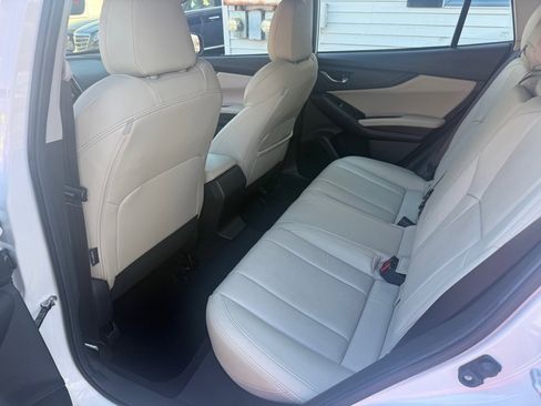 Used 2022 Subaru Impreza 2.0i Limited image 5