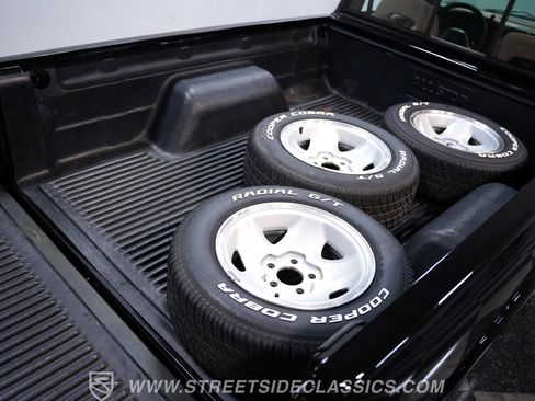 Used 1994 Chevrolet S10 Pickup 2WD Regular Cab image 40