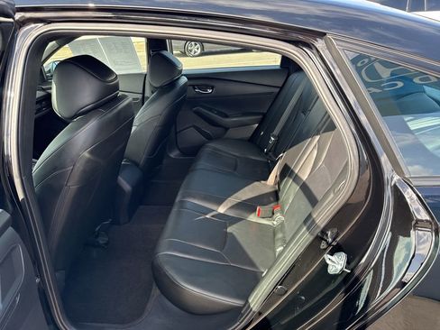 Used 2023 Honda Accord Sport image 10