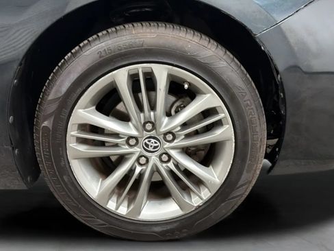 Used 2016 Toyota Camry SE FWD image 23