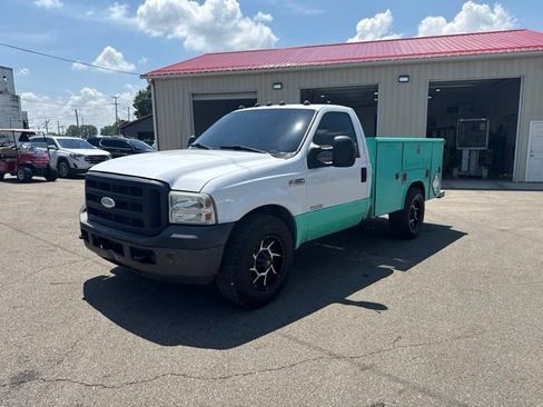 Used 2007 Ford F350 XL RWD image 7