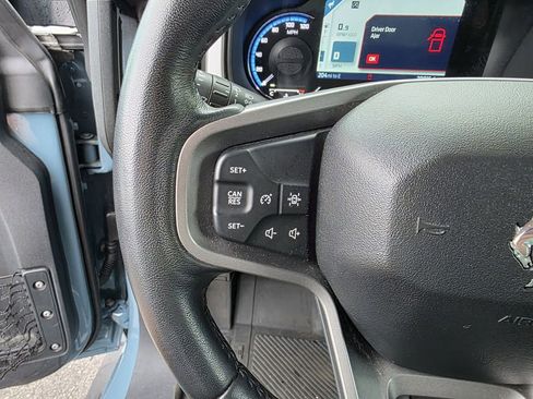 Used 2023 Ford Bronco Outer Banks AWD/4WD image 17