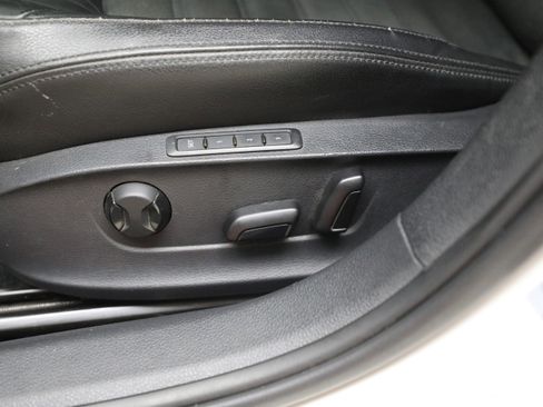 Used 2013 Volkswagen Passat TDI SEL Premium FWD image 15