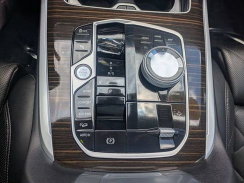 Used 2024 BMW X7 xDrive40i w/ Executive Package AWD/4WD image 26