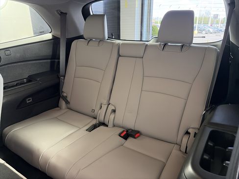 Used 2022 Honda Pilot Special Edition image 8