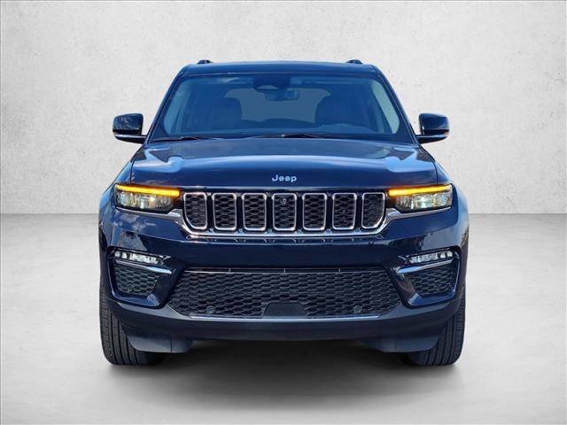 Certified 2023 Jeep Grand Cherokee Limited w/ Luxury Tech Group II AWD/4WD image 2