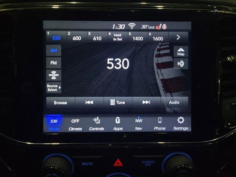 Used 2020 Jeep Grand Cherokee Overland image 25