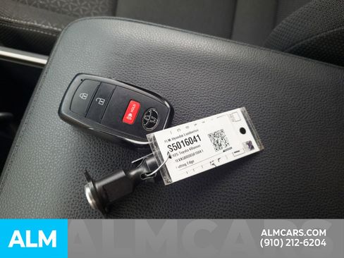 Used 2025 Toyota 4Runner SR5 image 35