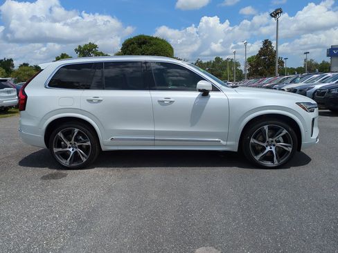 New 2025 Volvo XC90 B6 Ultra w/ Lounge Package image 3