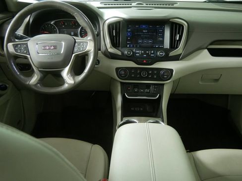 Used 2018 GMC Terrain Denali w/ GMC Pro Grade Package AWD/4WD image 20