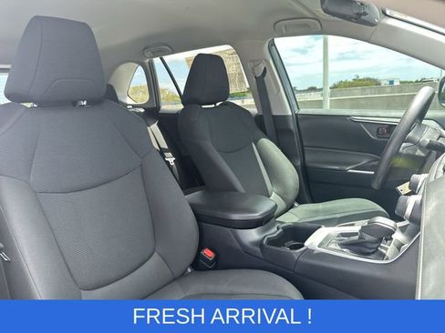 Used 2024 Toyota RAV4 LE image 30