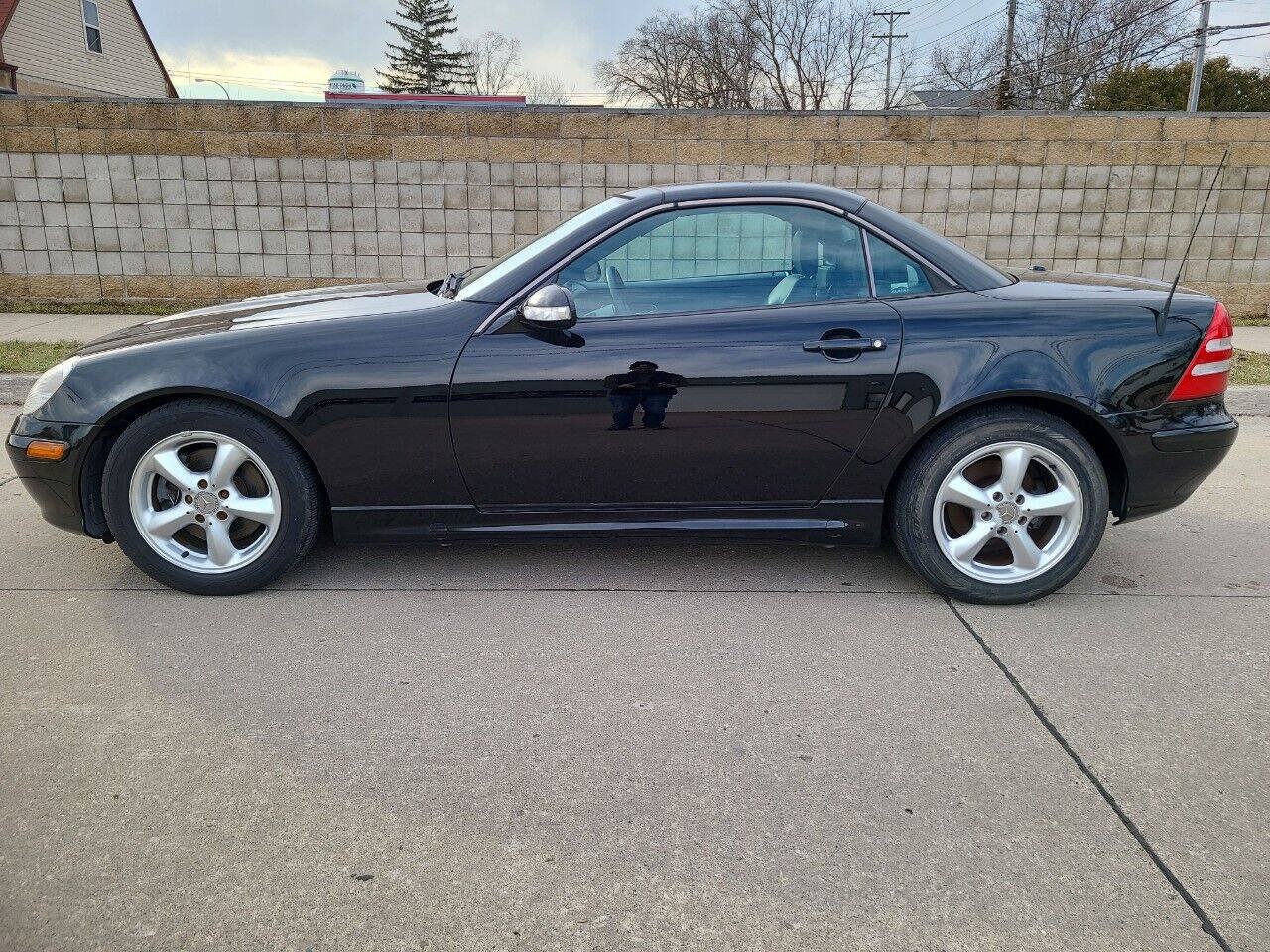 Used 2002 Mercedes-Benz SLK 320 image 6