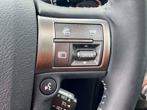 Used 2019 Lexus GX 460 Premium image 24