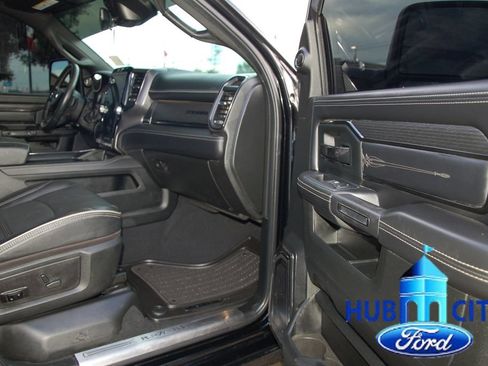 Used 2024 RAM 3500 Limited AWD/4WD image 17