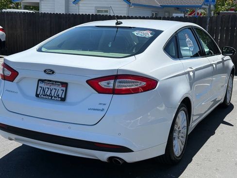 Used 2016 Ford Fusion SE FWD image 6