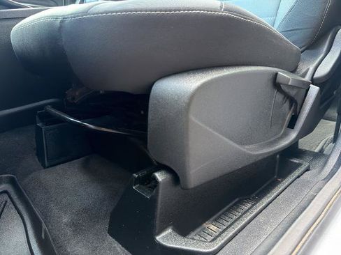 Certified 2019 Ford Escape S FWD image 17