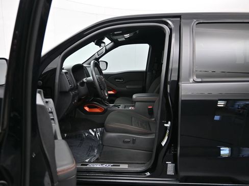 Used 2023 Nissan Frontier PRO-4X w/ Tow Package AWD/4WD image 20