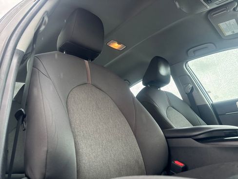 Used 2020 Toyota Camry LE FWD image 24
