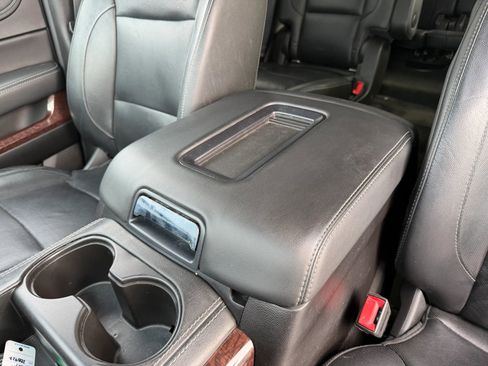 Used 2018 GMC Yukon SLT AWD/4WD image 34