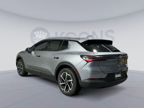 New 2026 Chevrolet Equinox EV LT image 14