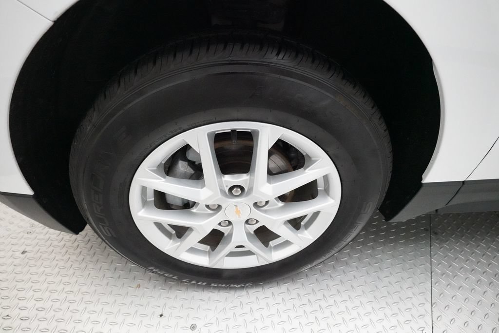 Used 2024 Chevrolet Equinox LT AWD/4WD image 25