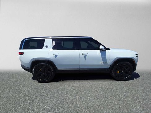 Used 2024 Rivian R1S Adventure Quad AWD/4WD image 2