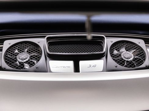 Used 2012 Porsche 911 Carrera RWD image 6