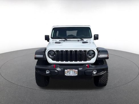 Used 2025 Jeep Wrangler Rubicon image 4