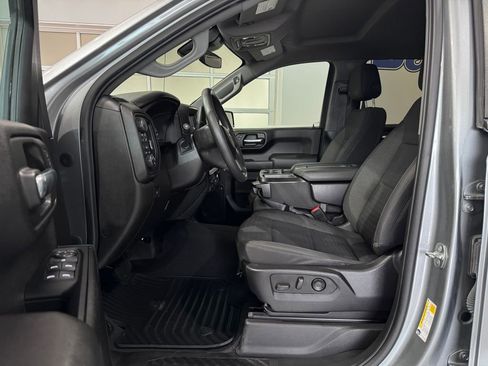 Certified 2023 Chevrolet Silverado 1500 Custom image 10