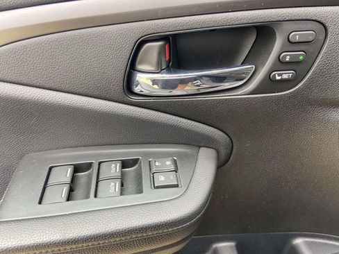 Used 2021 Honda Pilot Special Edition image 12